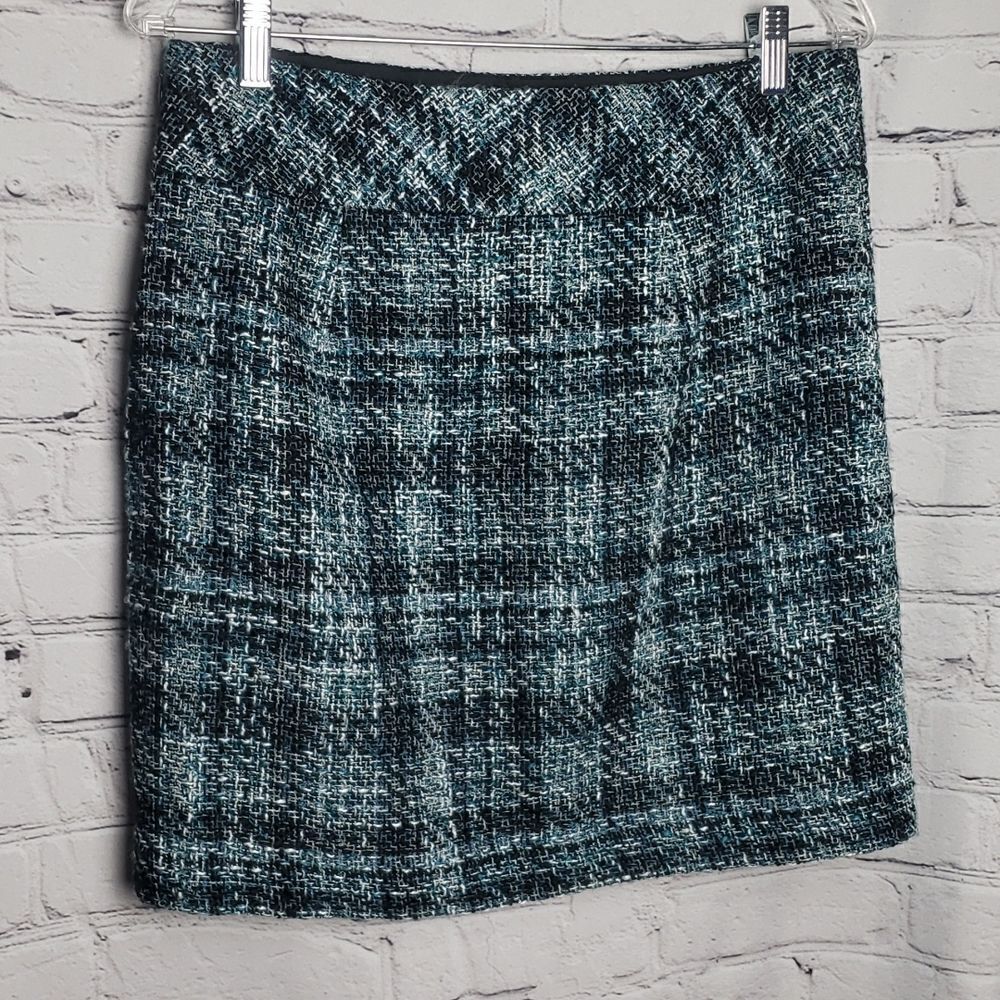 ‎LOFT Skirt - Picture 6 of 7
